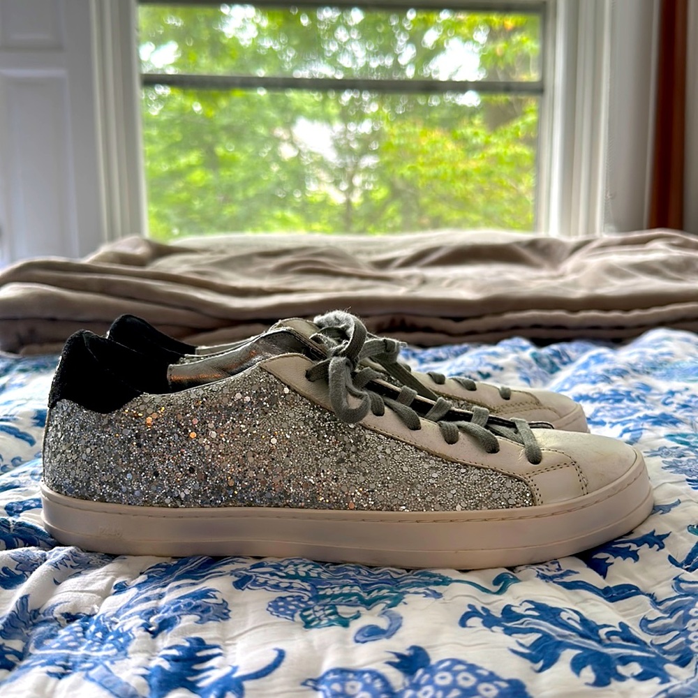 P448 Sneakers